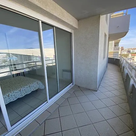 Grand 3 Pieces Avec Terrasse Et Parking A - Fr-1-833-27 Canet-en-Roussillon