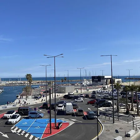 Grand 3 Pieces Avec Terrasse Et Parking A - Fr-1-833-27 * Canet-en-Roussillon